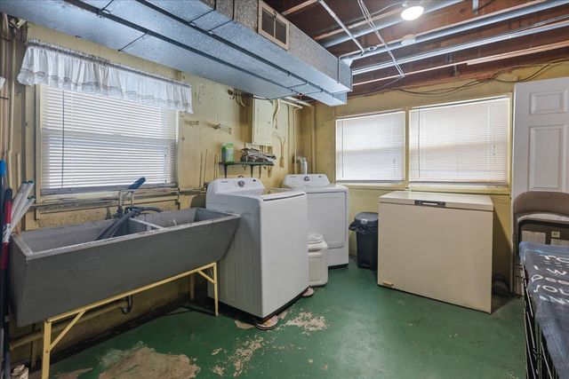 1246 Thomas Street, Homewood, IL 60430