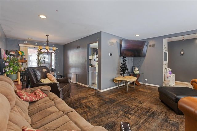 1246 Thomas Street, Homewood, IL 60430