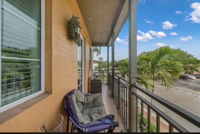 14776 SW 10th St 10501, Pembroke Pines, FL 33027