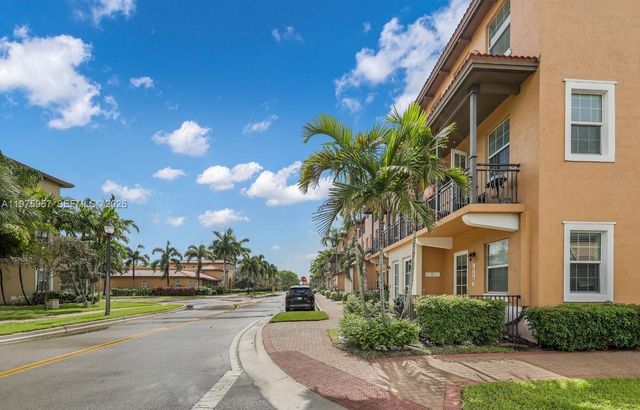 14776 SW 10th St 10501, Pembroke Pines, FL 33027