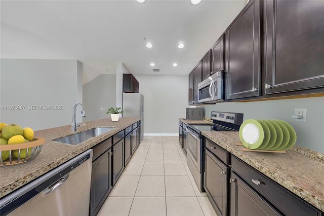 14776 SW 10th St 10501, Pembroke Pines, FL 33027