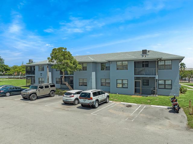 2291 Linton Ridge Circle B4, Delray Beach, FL 33444