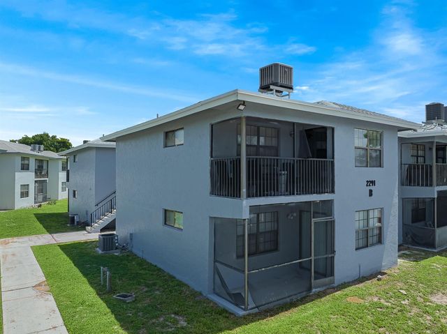 2291 Linton Ridge Circle B4, Delray Beach, FL 33444