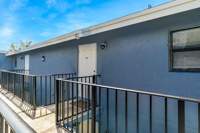 2291 Linton Ridge Circle B4, Delray Beach, FL 33444