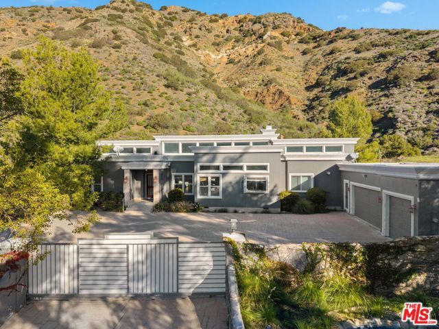 3701 Kanan Road, Agoura Hills, CA 91301