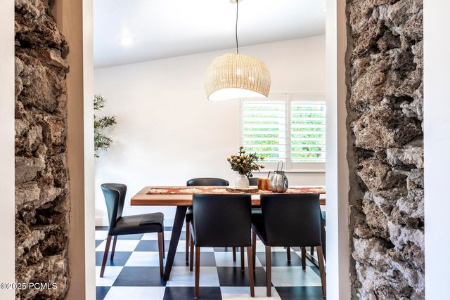 670 W 200 North, Midway, UT 84049