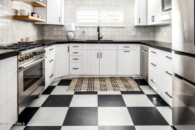 670 W 200 North, Midway, UT 84049