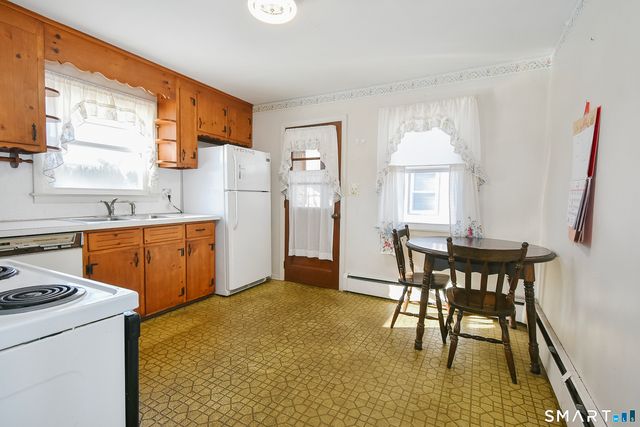 59 Maurice Street, Bristol, CT 06010