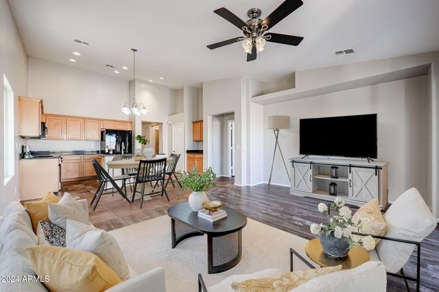 41208 W BRAVO Drive, Maricopa, AZ 85138