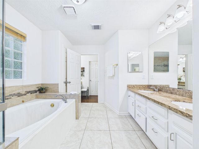 2815 Village Dale Avenue, Houston, TX 77059