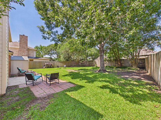 2815 Village Dale Avenue, Houston, TX 77059