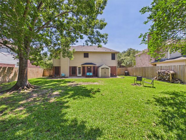 2815 Village Dale Avenue, Houston, TX 77059