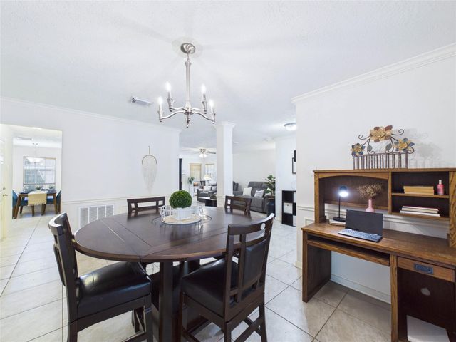 2815 Village Dale Avenue, Houston, TX 77059
