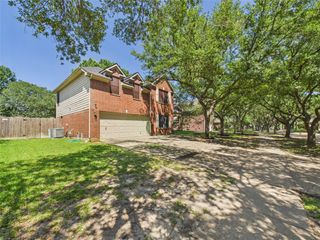 2815 Village Dale Avenue, Houston, TX 77059