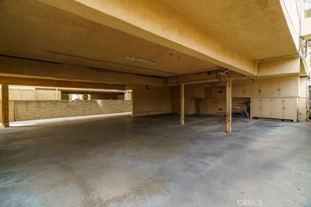 300 E Garfield Avenue, Glendale, CA 91205