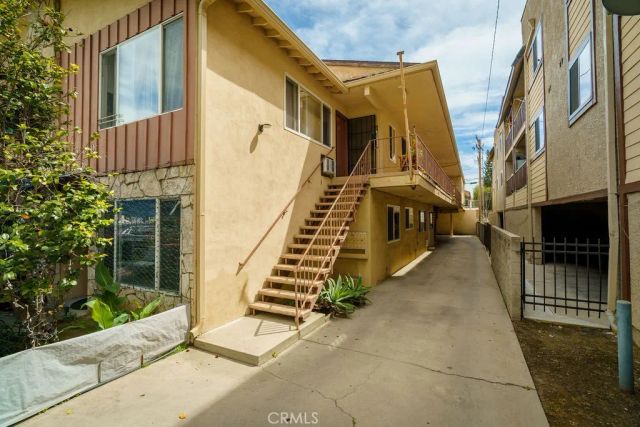 300 E Garfield Avenue, Glendale, CA 91205