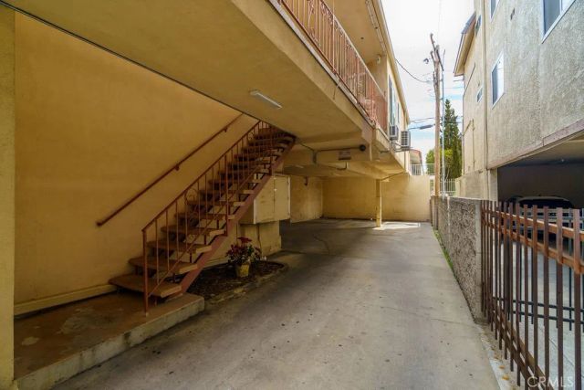 300 E Garfield Avenue, Glendale, CA 91205