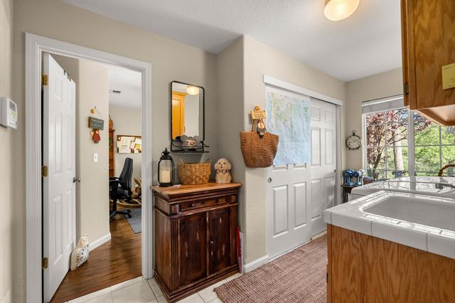3255 Gerle Ave, Placerville, CA 95667