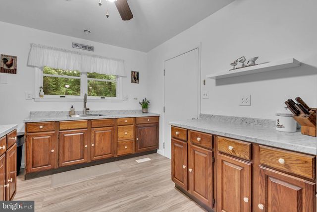 7143 RACE RD, Hanover, MD 21076