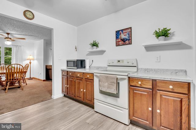 7143 RACE RD, Hanover, MD 21076