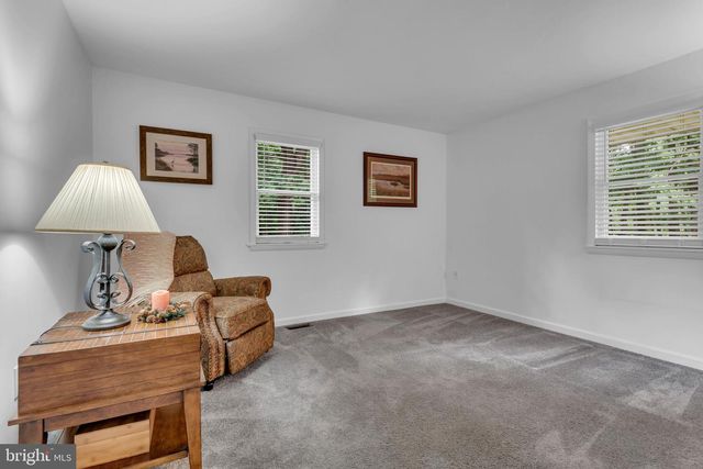 7143 RACE RD, Hanover, MD 21076