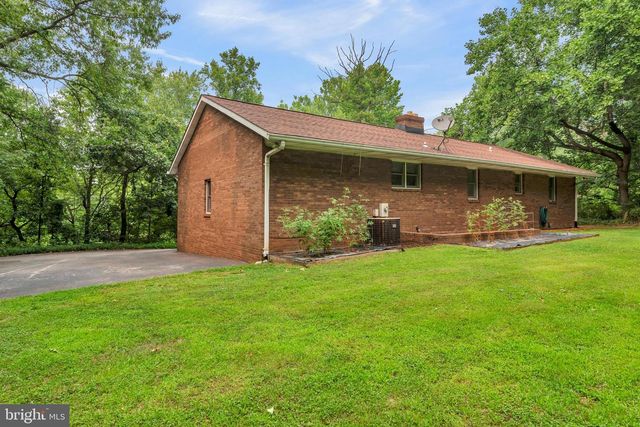 7143 RACE RD, Hanover, MD 21076