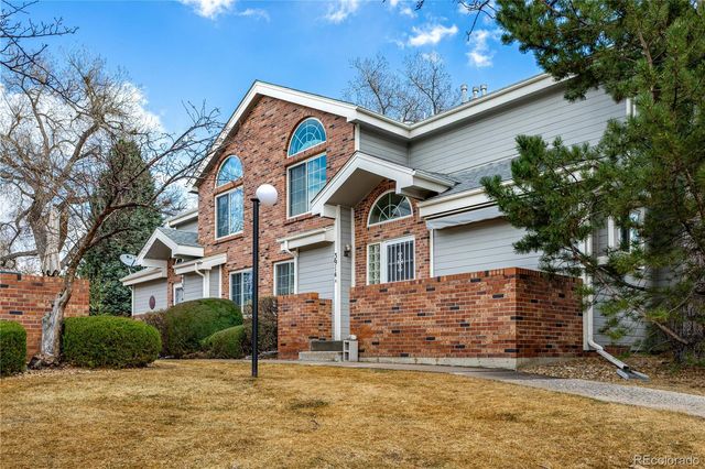 3914 S Dillon Way A, Aurora, CO 80014
