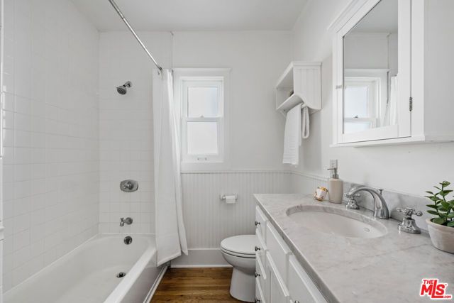 2411 3rd Street L, Santa Monica, CA 90405
