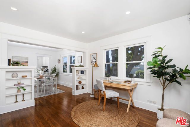 2411 3rd Street L, Santa Monica, CA 90405