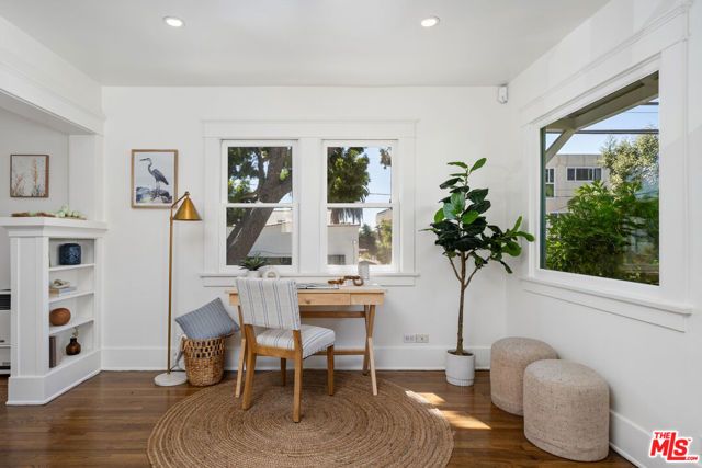 2411 3rd Street L, Santa Monica, CA 90405