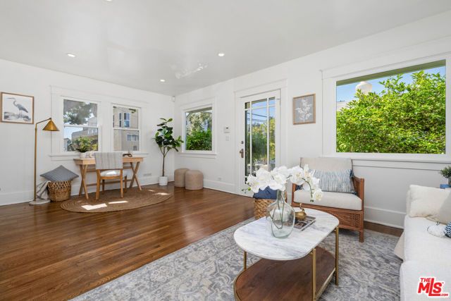 2411 3rd Street L, Santa Monica, CA 90405