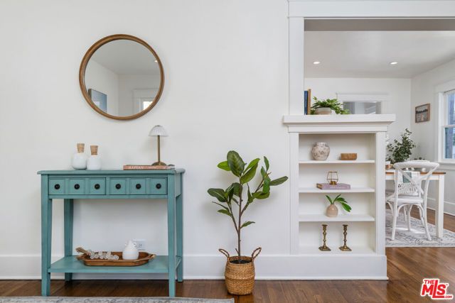 2411 3rd Street L, Santa Monica, CA 90405