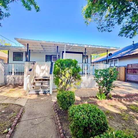 1912 Hurley Avenue, Fort Worth, TX 76110