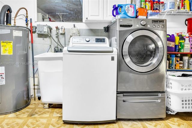 8209 NW 91st Ave, Tamarac, FL 33321