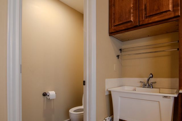 1515 S Natchez Road, Republic, MO 65738