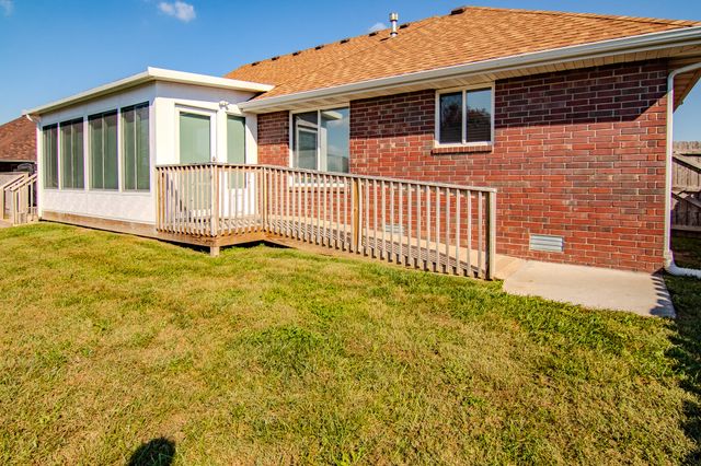 1515 S Natchez Road, Republic, MO 65738