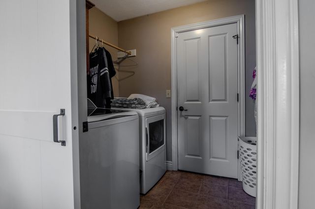 1515 S Natchez Road, Republic, MO 65738