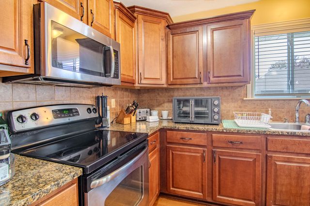 1515 S Natchez Road, Republic, MO 65738