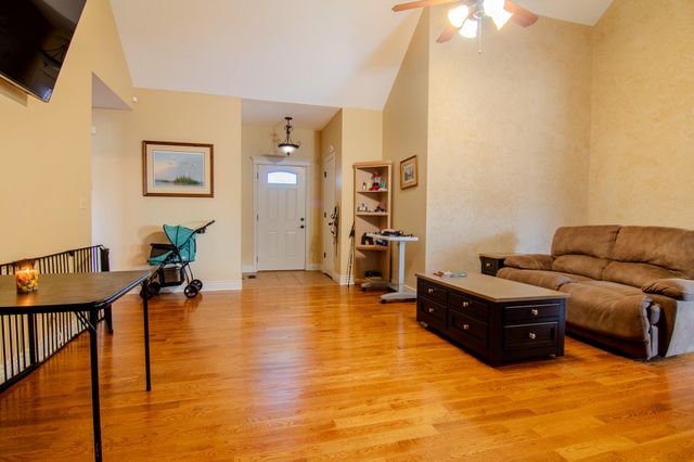 1515 S Natchez Road, Republic, MO 65738