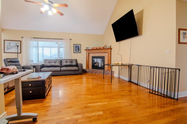 1515 S Natchez Road, Republic, MO 65738