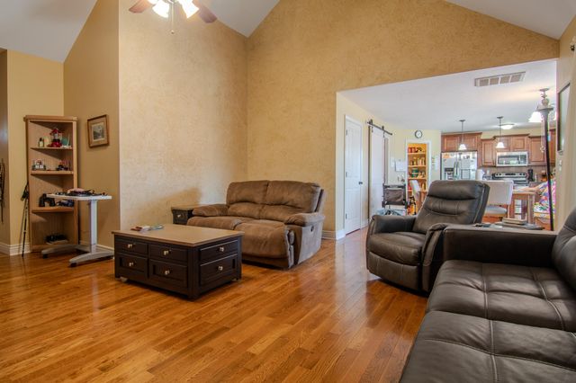 1515 S Natchez Road, Republic, MO 65738