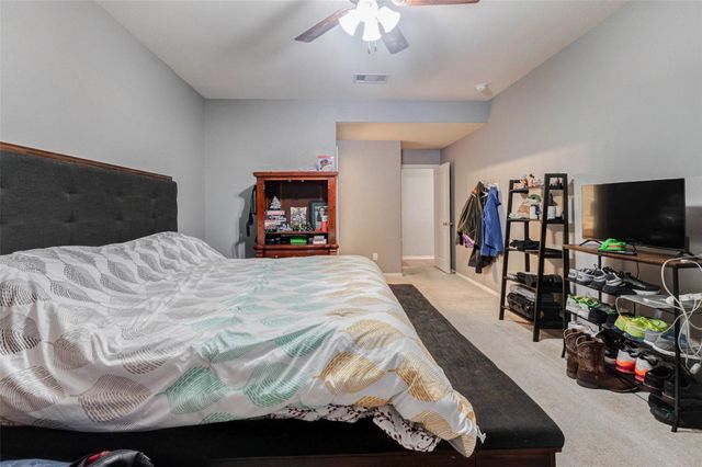 6614 Hunters Way Lane, Baytown, TX 77521