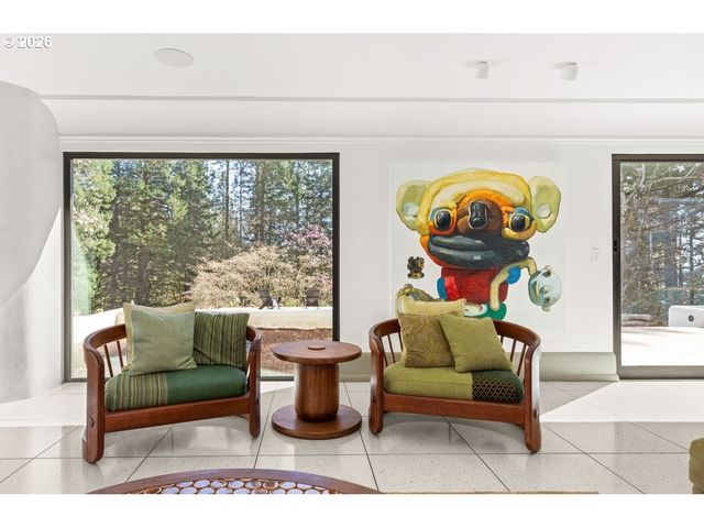 4855 Sw HEWETT Blvd, Portland, OR 97221