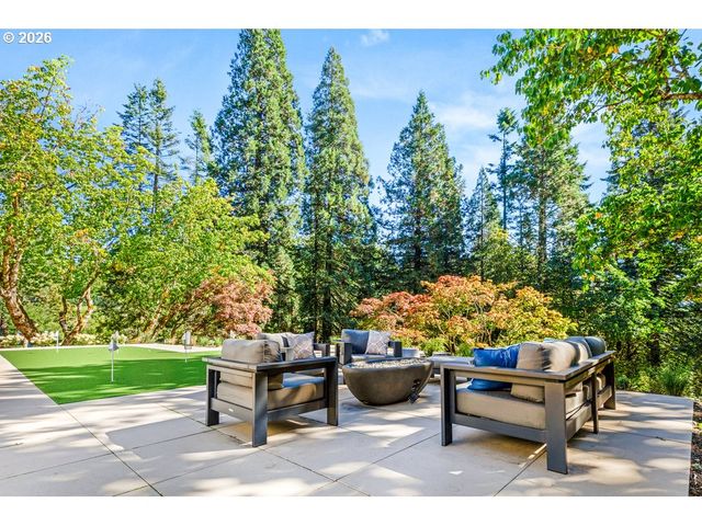 4855 Sw HEWETT Blvd, Portland, OR 97221