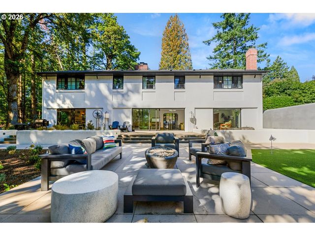 4855 Sw HEWETT Blvd, Portland, OR 97221