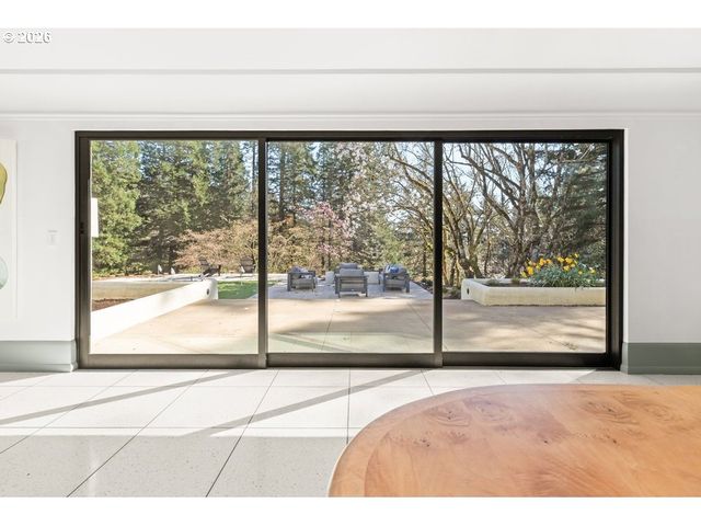 4855 Sw HEWETT Blvd, Portland, OR 97221