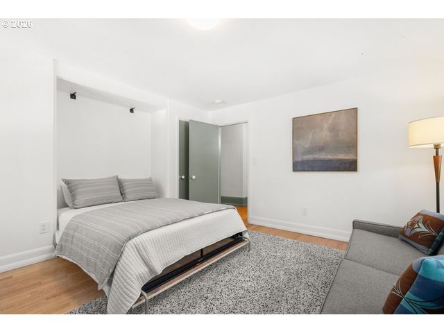 4855 Sw HEWETT Blvd, Portland, OR 97221