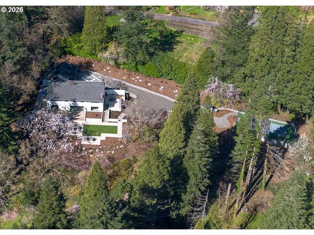 4855 Sw HEWETT Blvd, Portland, OR 97221