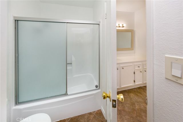 10636 Woodley Avenue 34, Granada Hills, CA 91344