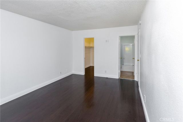 10636 Woodley Avenue 34, Granada Hills, CA 91344